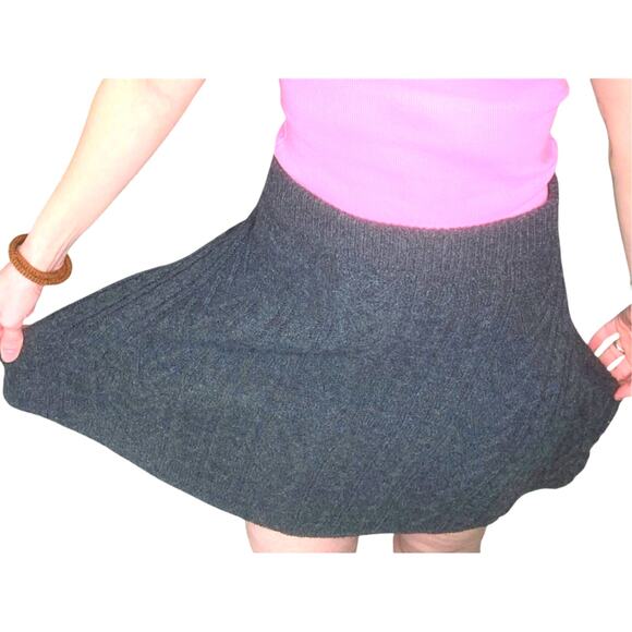 Dark Gray Grey Cable Knit Wool A-line Flare Academia Short Prep Mini Skirt Small - Picture 1 of 6
